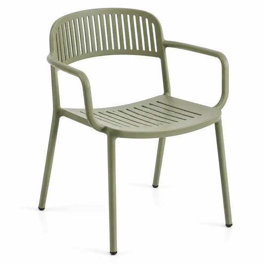 Silla con respaldo con detalles de líneas verticales, verde